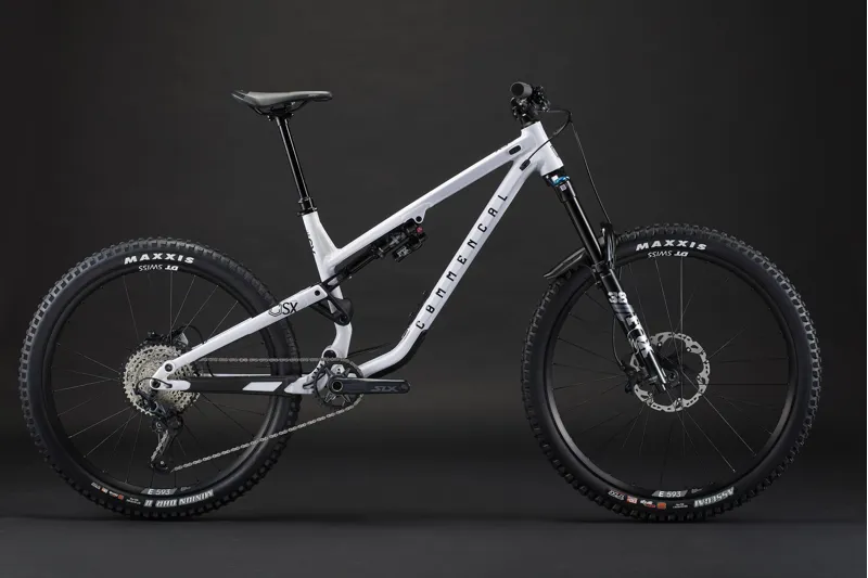 COMMENCAL META SX V4 ESSENTIAL PURE WHITE SIZE LARGE-1