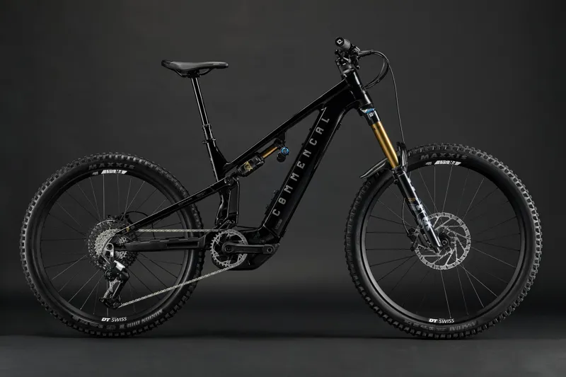 COMMENCAL META POWER SX 800 SIGNATURE PURE BLACK BOSCH GEN 5 800wh