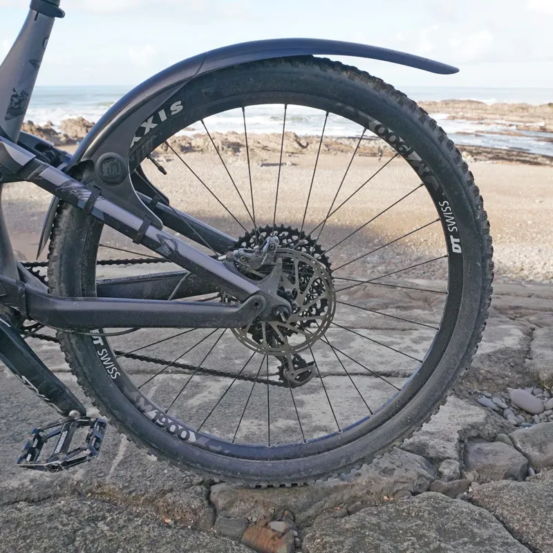 MUCKYNUTZ MUGGUARD REAR BLACK-1