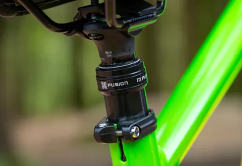 MARIN RIFT ZONE JR 24 GREEN/YELLOW FADE-3