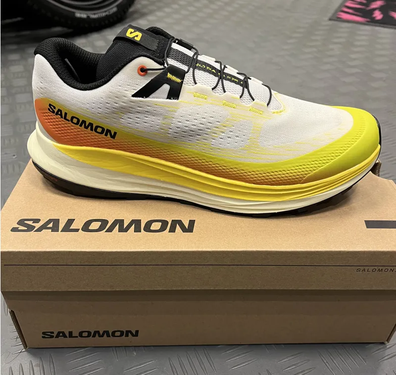 Salomon Ultra Glide 2 Vanilla/Sulphur/Dragon Fire MENS Size 9