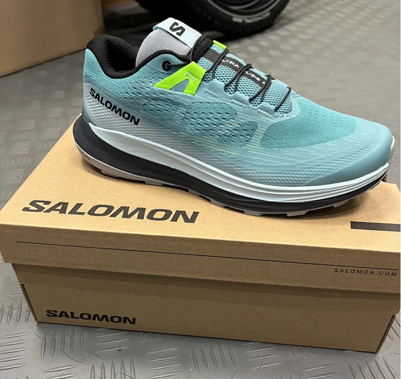 SALOMON ULTRA GLIDE 2 W SIZE 5.5